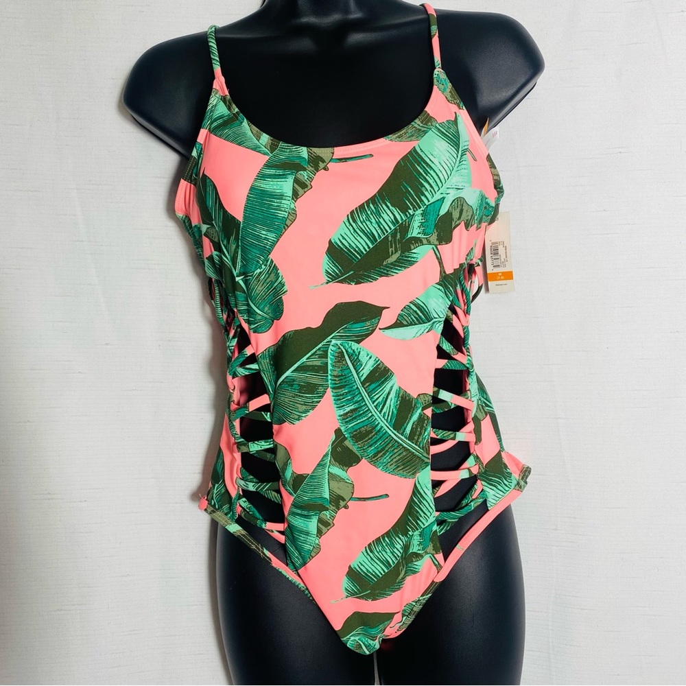 NO Boundaries  Green Leaf Pattern Swimwear Size M (7-9)